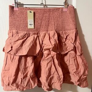 Brand new with tags Francesca’s skirt Elegant Pink Ruffled Skirt size large